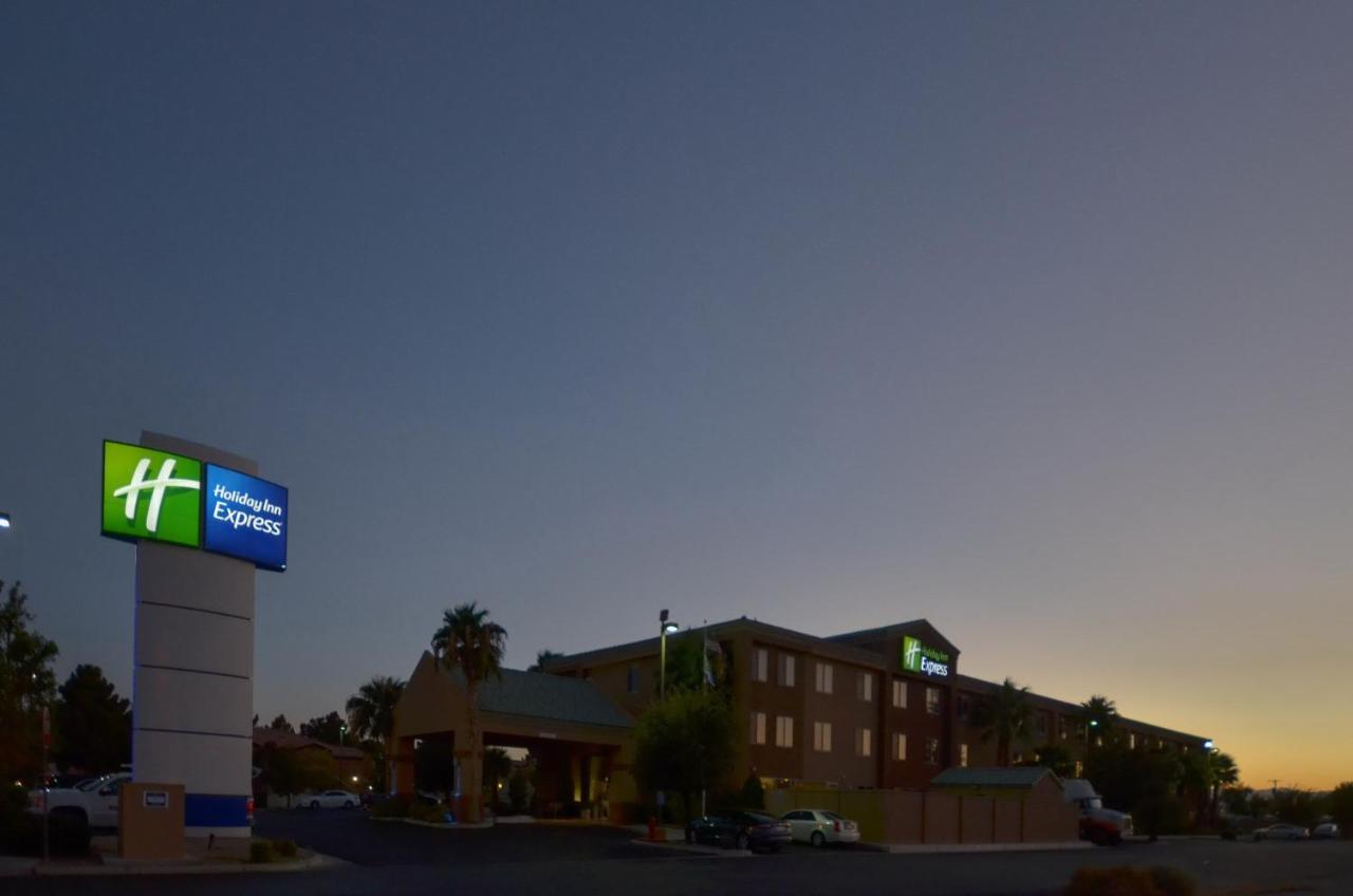 Holiday Inn Express Las Vegas-Nellis By Ihg Exterior photo