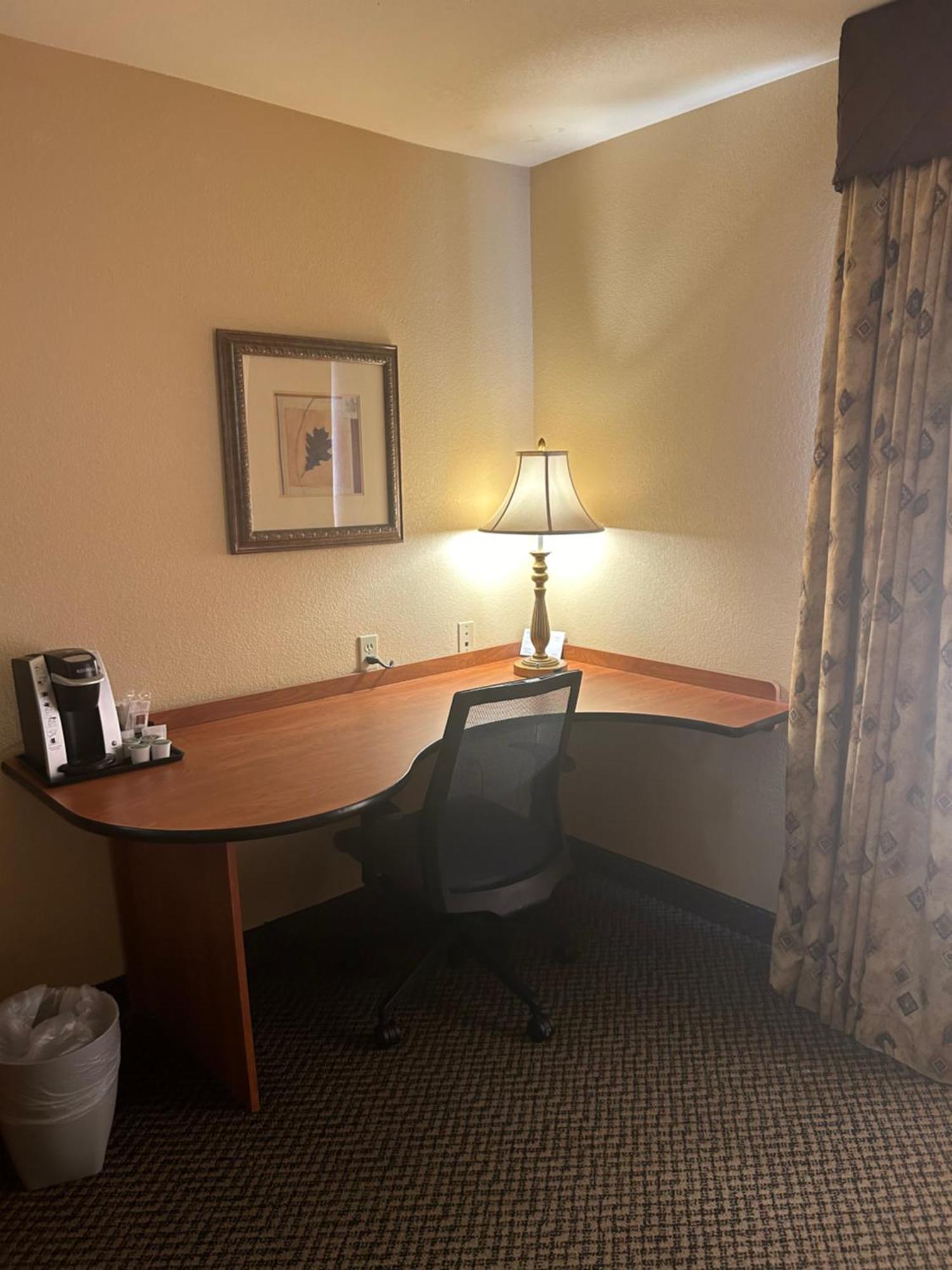 Holiday Inn Express Las Vegas-Nellis By Ihg Exterior photo