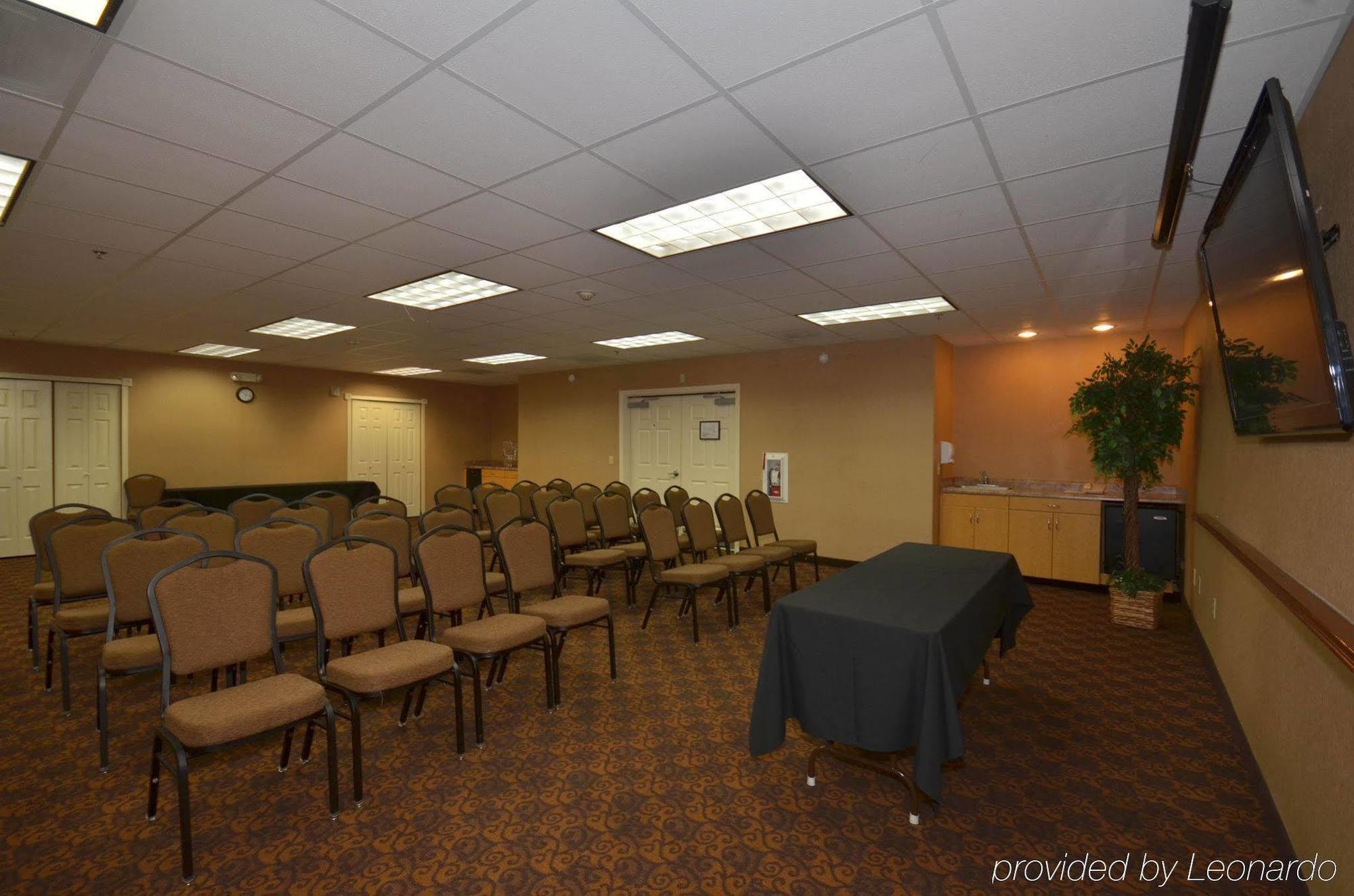 Holiday Inn Express Las Vegas-Nellis By Ihg Exterior photo